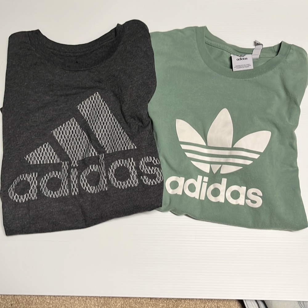 Bundle of 2 Men’s Adidas large T-shirts